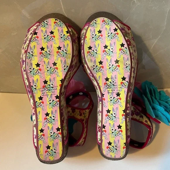 Irregular Choice Floral and Polka Dot Women's Wedge Sandal, size US 9 - Picture 8 of 15